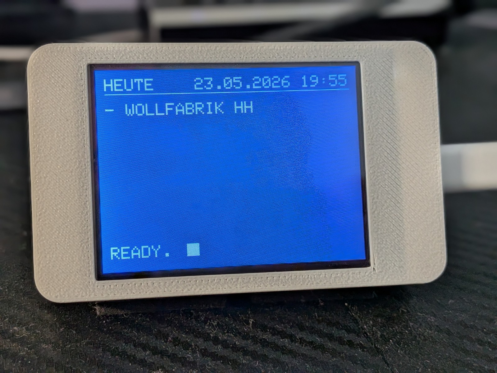 Abbildung 2: Agendadisplay im fertigen Gehäuse